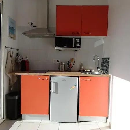 46 * Marseillan (Herault)